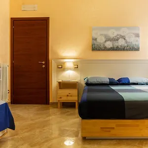  Appartamento Via Nonantola- Twobedrooms Italia